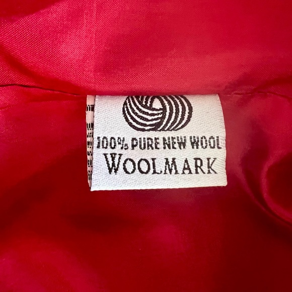 Red Pendleton Tartan Christmas Blazer with gold buttons - Picture 8 of 9